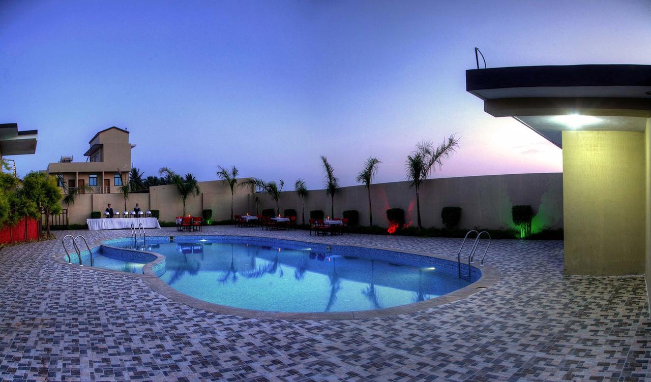 Bandipur Wildlife Resort & Spa, บันดีปูร์ ภายนอก รูปภาพ